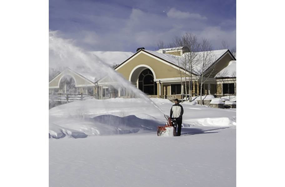 Honda HSS1332AT Two Stage 32" Snow Blower